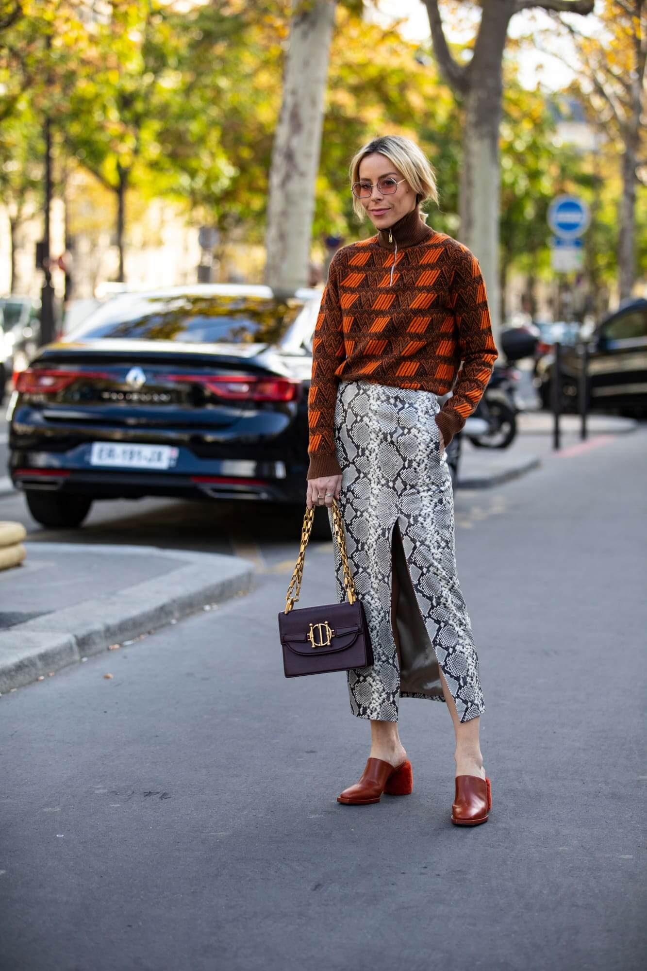 paris-fashion-week-spring-2019-street-style-day-8-5